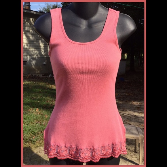 Lace trimmed Tank, sz S - Picture 2 of 6
